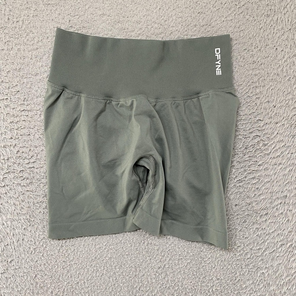 DFYNE Impact Shorts Womens Small Green Seamless High Waist Scrunch 4.5 Inch
